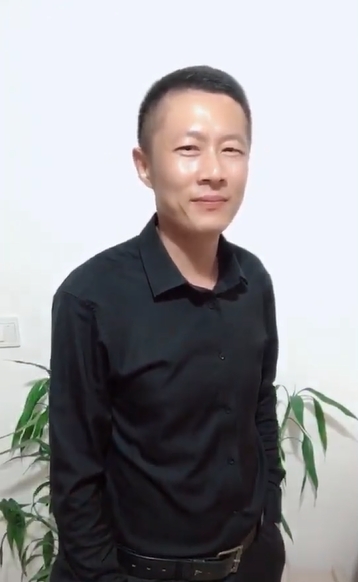 地huhi的第一张照片--顺昌征婚网