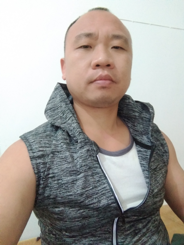 whm的第二张照片--顺昌征婚网