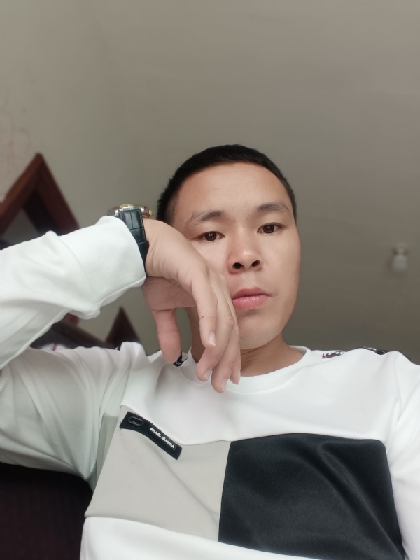 冷漠的第一张照片--顺昌征婚网