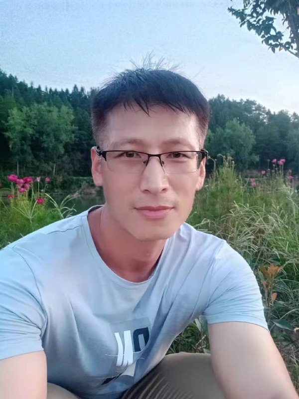 零零柒的第一张照片--顺昌征婚网