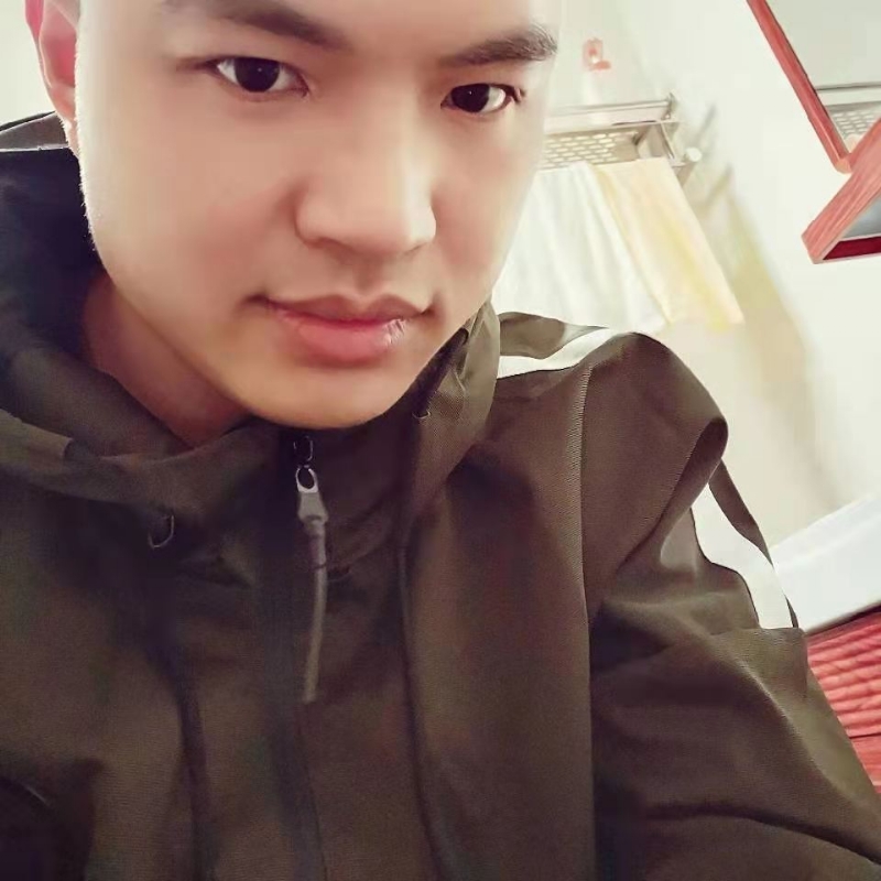 高大上的宅男的第二张照片--顺昌征婚网