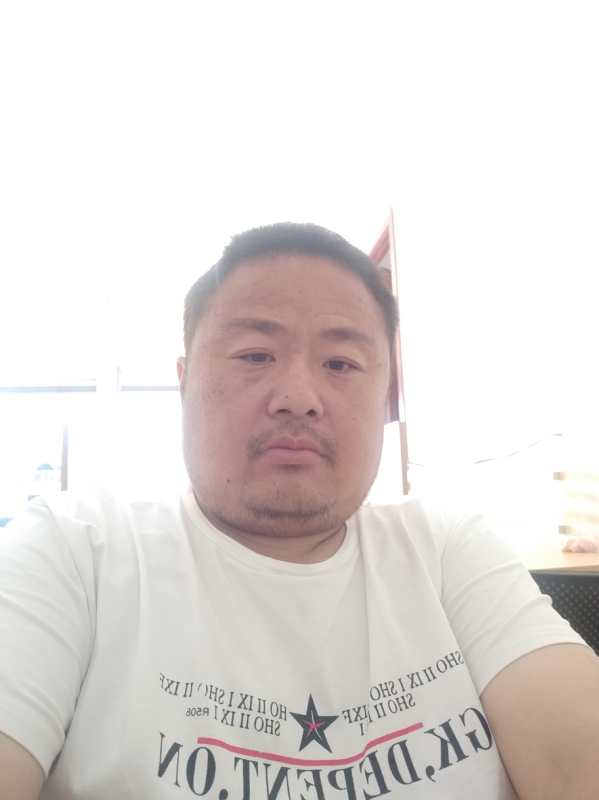 流星隐爱的第一张照片--顺昌征婚网