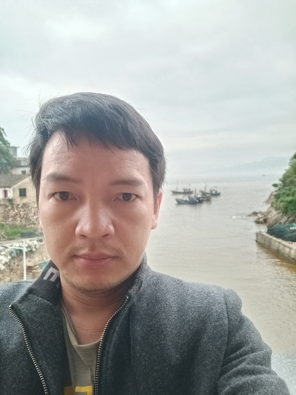 啊亮的第一张照片--顺昌征婚网