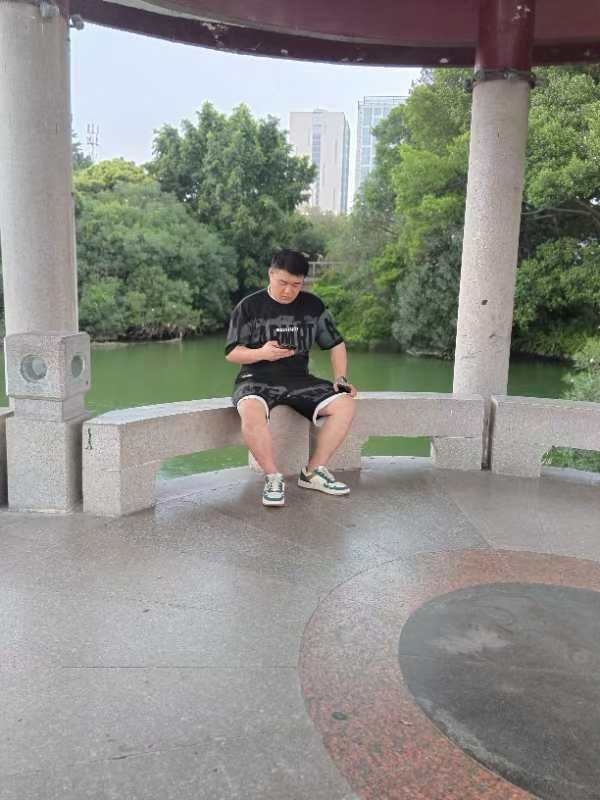 不善挽留的第一张照片--顺昌征婚网