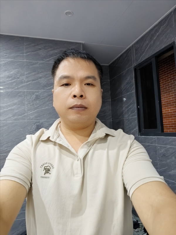 刘两水的第一张照片--顺昌征婚网